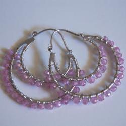Double hoop earrings with pink quartz